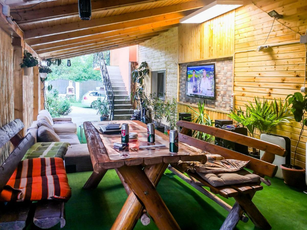 Casa De Vacanta Jeny Novaci-Străini المظهر الخارجي الصورة