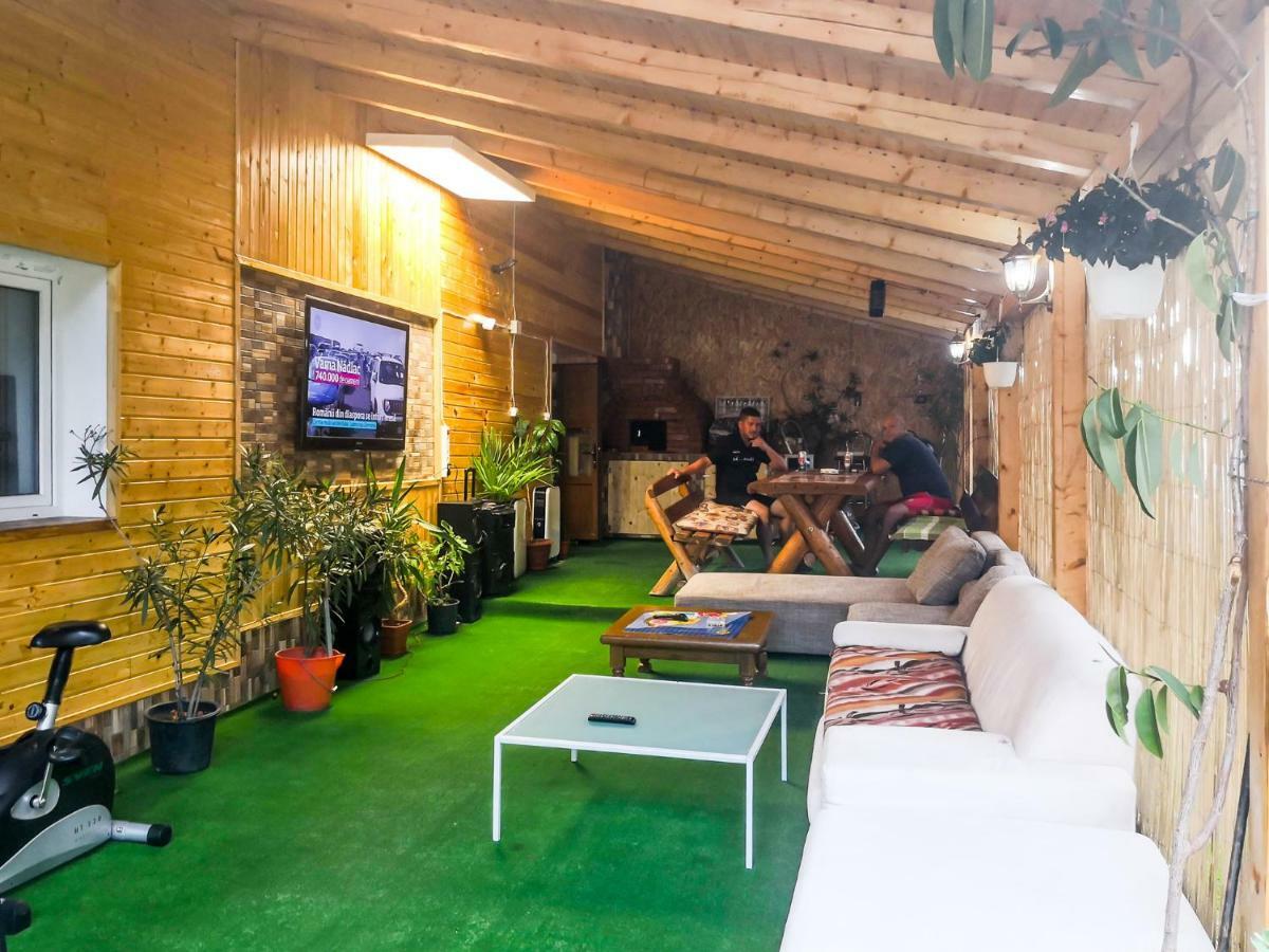 Casa De Vacanta Jeny Novaci-Străini المظهر الخارجي الصورة